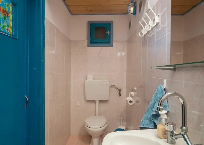 Alcyone * Serifos Town